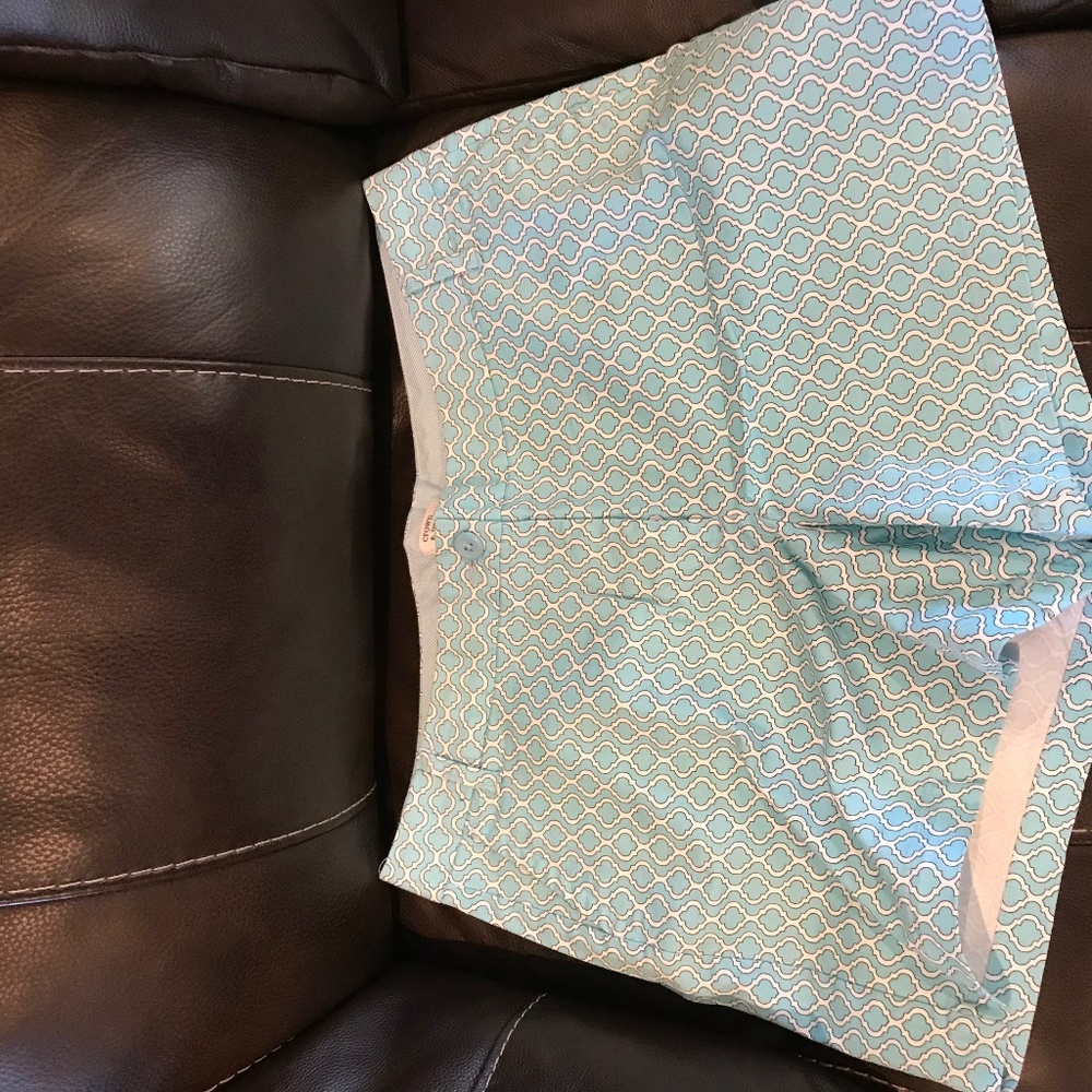 Crown & Ivy shorts, size 16, color blue and white.